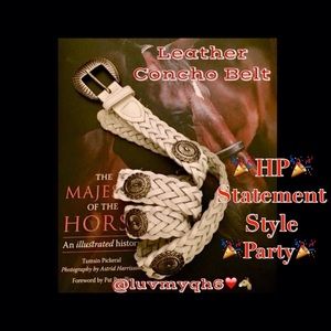 White Concho Belt 🎉HP🎉